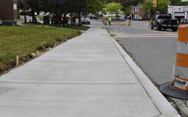 New Sidewalks and Granite Curbing Installed at Evans Park 
